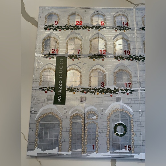 Gucci 2024 Holiday Ornament Advent Calendar - Picture 2 of 9